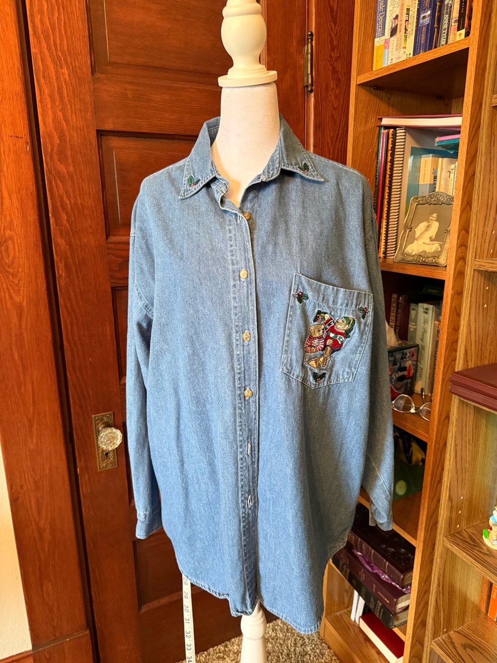 Vintage Quizz New York blue denim shirt with embroidered Christmas bears/ Size M
